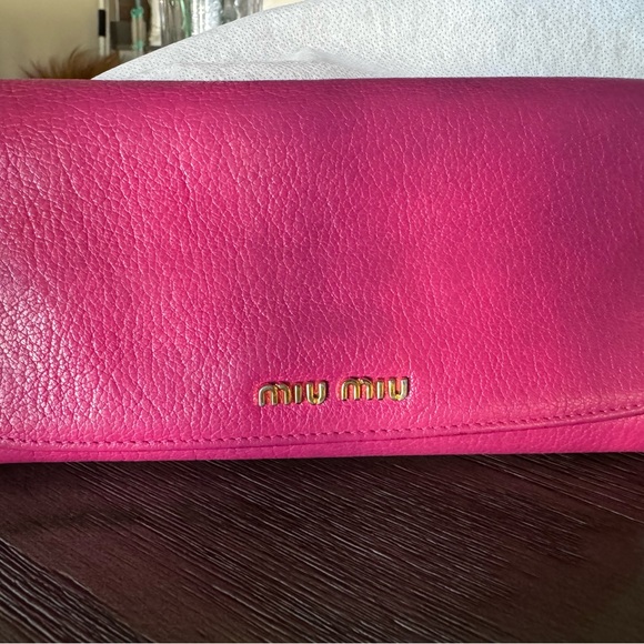 Miu miu pink long wallet I added with unbranded chains and ring - Picture 4 of 15